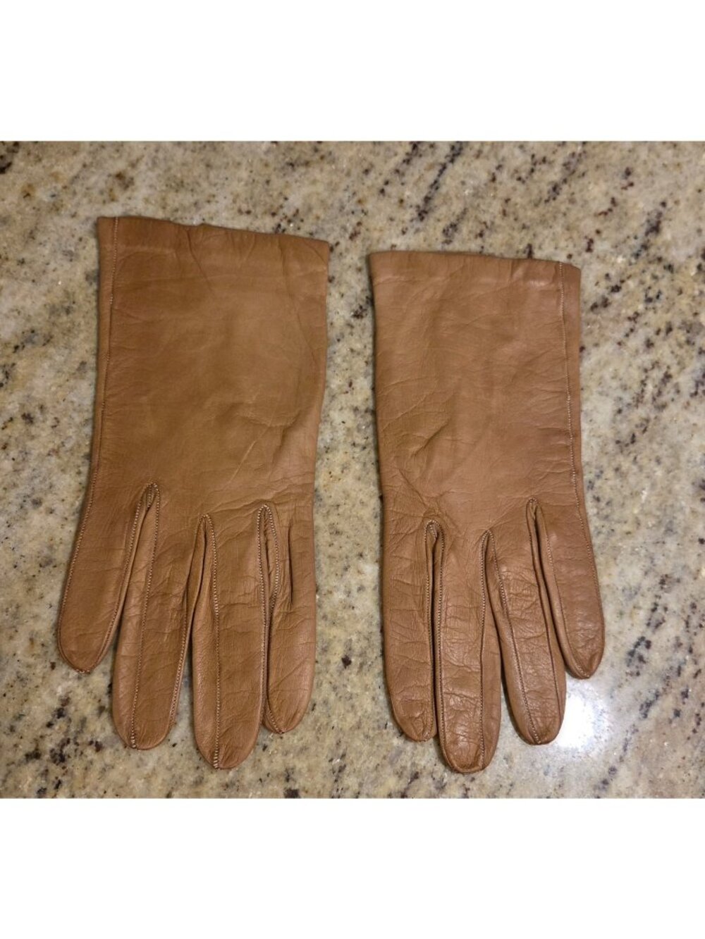 Vintage Womens Size S 6.5 Tan Kid Leather Silk Lined Gloves France Short